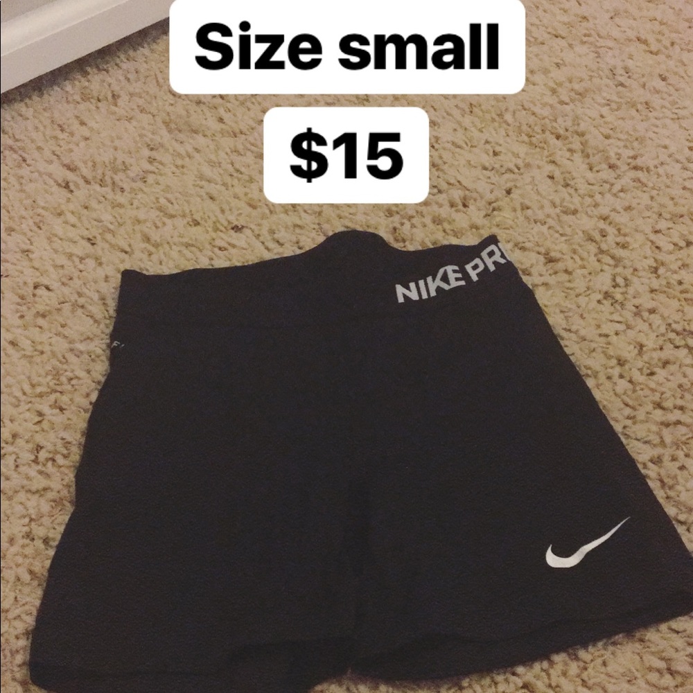 Nike pro